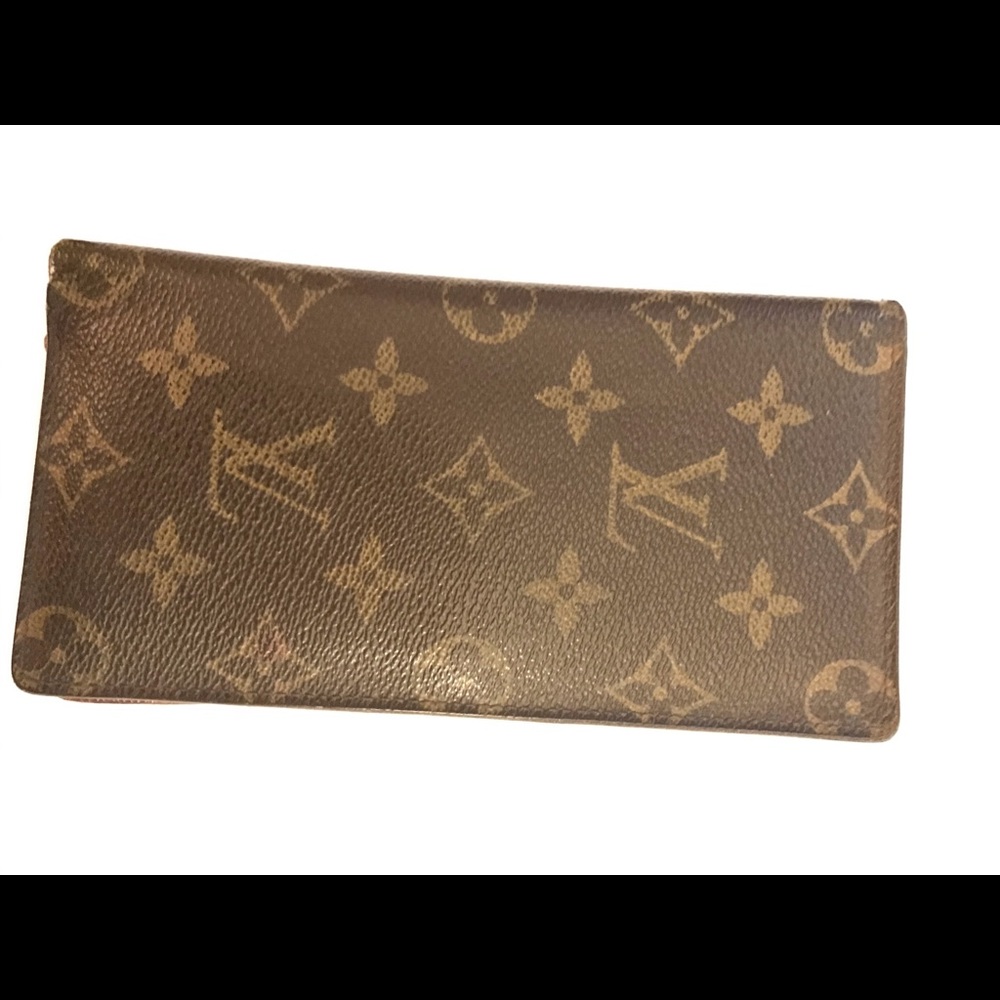 Louis Vuitton bifold wallet